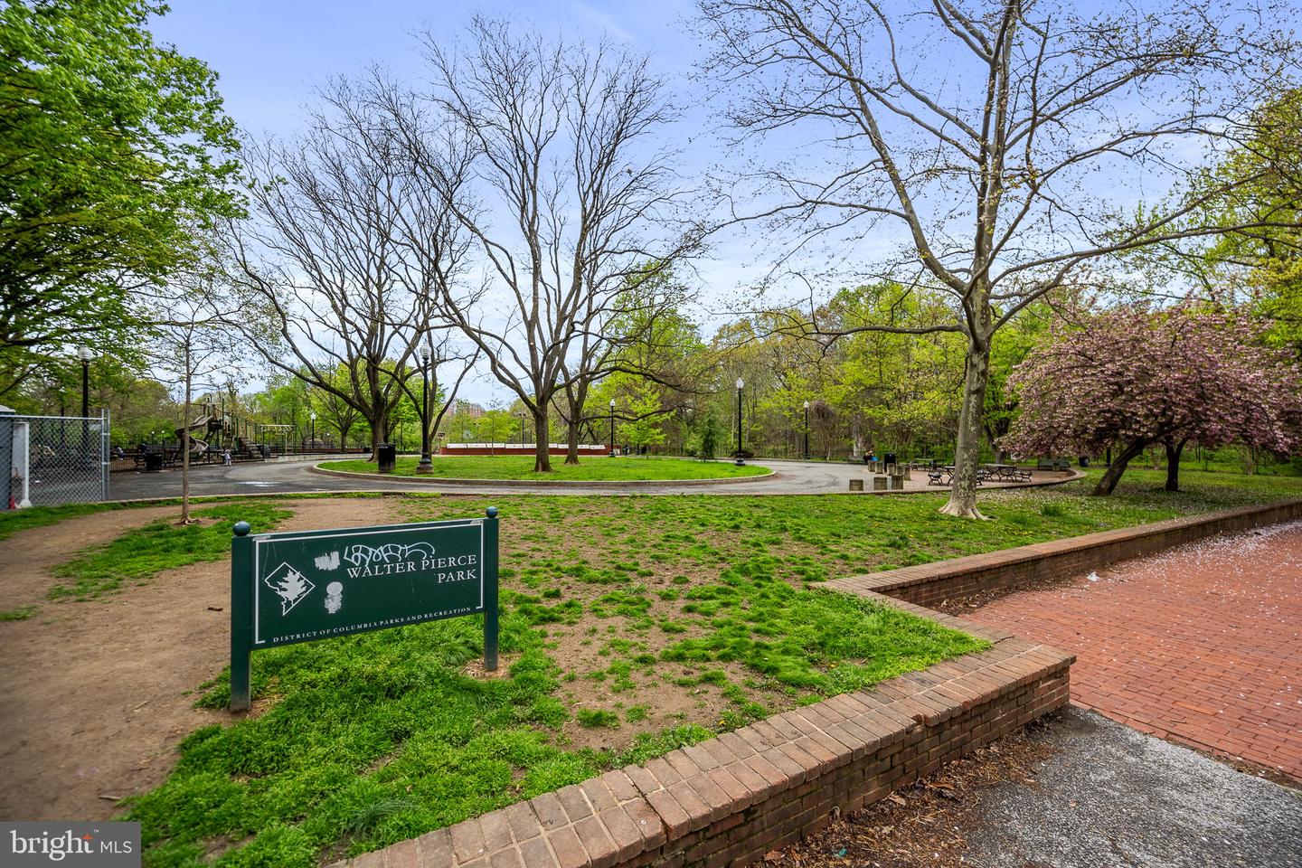 2611 ADAMS MILL RD NW #T5, WASHINGTON, District Of Columbia 20009, 1 Bedroom Bedrooms, ,1 BathroomBathrooms,Residential,For sale,2611 ADAMS MILL RD NW #T5,DCDC2197616 MLS # DCDC2197616