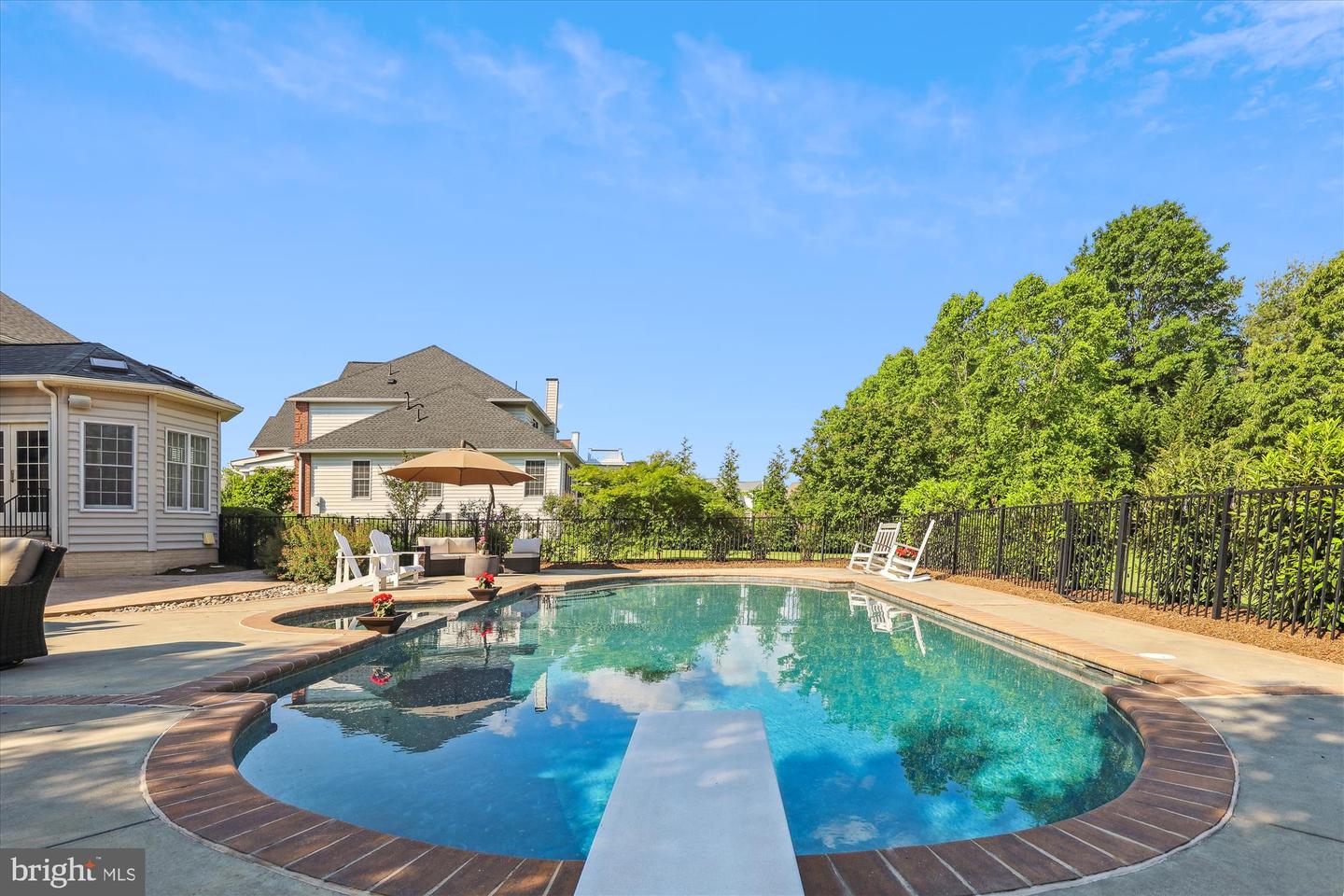 42536 FLEMMING DR, CHANTILLY, Virginia 20152, 4 Bedrooms Bedrooms, ,3 BathroomsBathrooms,Residential,For sale,42536 FLEMMING DR,VALO2094906 MLS # VALO2094906