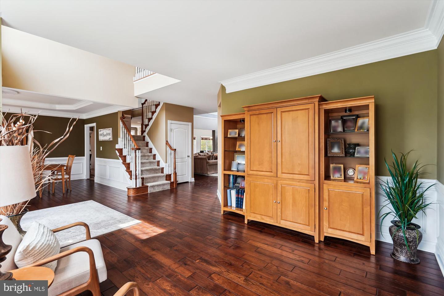 42536 FLEMMING DR, CHANTILLY, Virginia 20152, 4 Bedrooms Bedrooms, ,3 BathroomsBathrooms,Residential,For sale,42536 FLEMMING DR,VALO2094906 MLS # VALO2094906