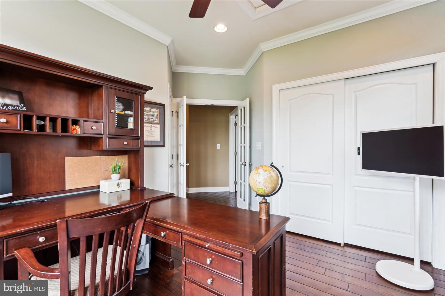 42536 FLEMMING DR, CHANTILLY, Virginia 20152, 4 Bedrooms Bedrooms, ,3 BathroomsBathrooms,Residential,For sale,42536 FLEMMING DR,VALO2094906 MLS # VALO2094906