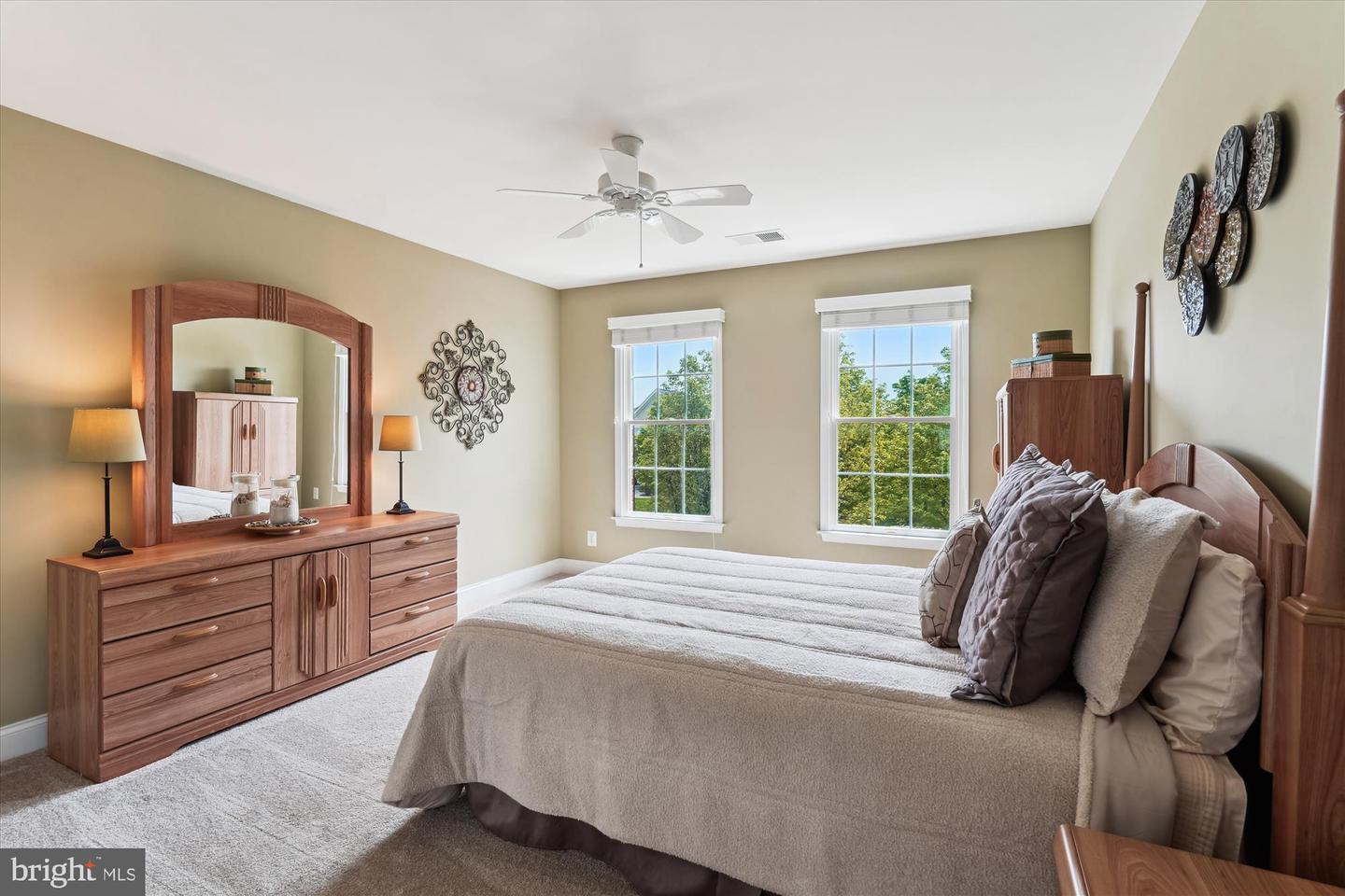 42536 FLEMMING DR, CHANTILLY, Virginia 20152, 4 Bedrooms Bedrooms, ,3 BathroomsBathrooms,Residential,For sale,42536 FLEMMING DR,VALO2094906 MLS # VALO2094906
