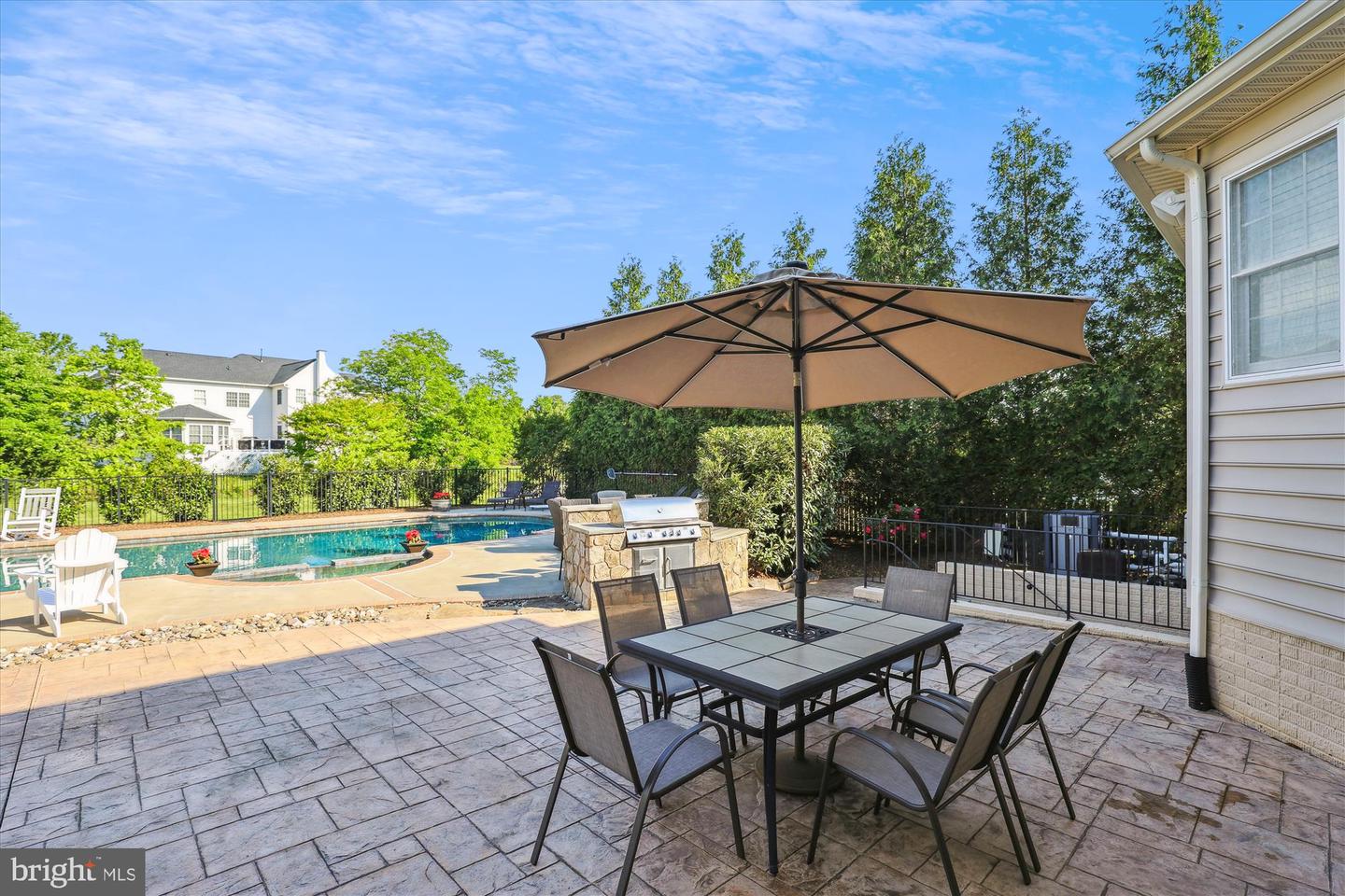 42536 FLEMMING DR, CHANTILLY, Virginia 20152, 4 Bedrooms Bedrooms, ,3 BathroomsBathrooms,Residential,For sale,42536 FLEMMING DR,VALO2094906 MLS # VALO2094906