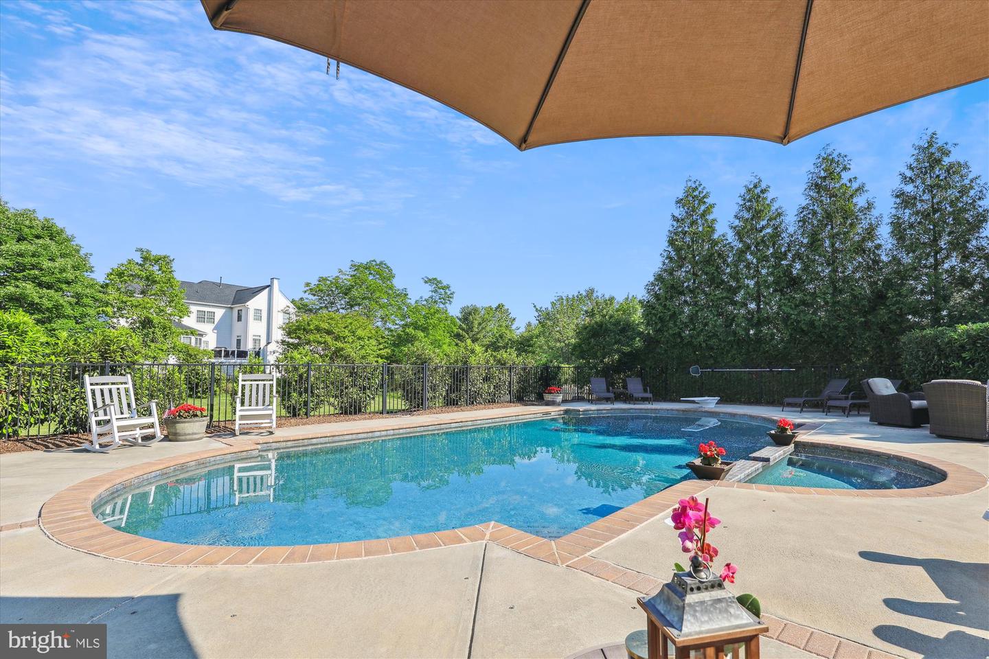 42536 FLEMMING DR, CHANTILLY, Virginia 20152, 4 Bedrooms Bedrooms, ,3 BathroomsBathrooms,Residential,For sale,42536 FLEMMING DR,VALO2094906 MLS # VALO2094906