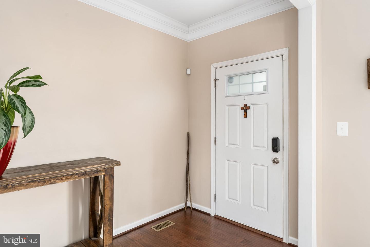 23 CLEAR SPRING LN, FREDERICKSBURG, Virginia 22405, 5 Bedrooms Bedrooms, ,3 BathroomsBathrooms,Residential,For sale,23 CLEAR SPRING LN,VAST2038224 MLS # VAST2038224