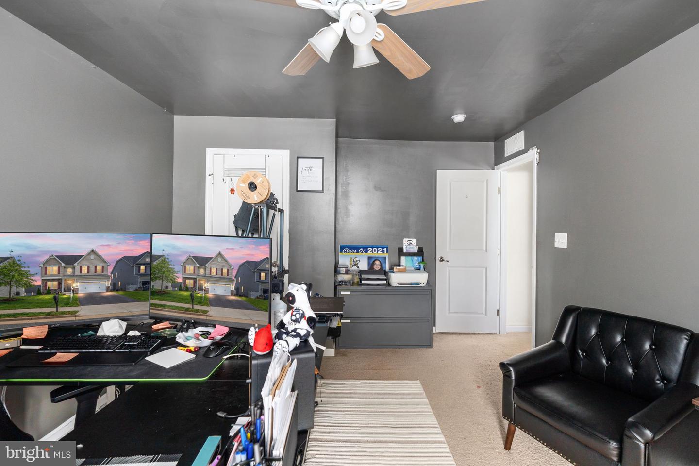 23 CLEAR SPRING LN, FREDERICKSBURG, Virginia 22405, 5 Bedrooms Bedrooms, ,3 BathroomsBathrooms,Residential,For sale,23 CLEAR SPRING LN,VAST2038224 MLS # VAST2038224