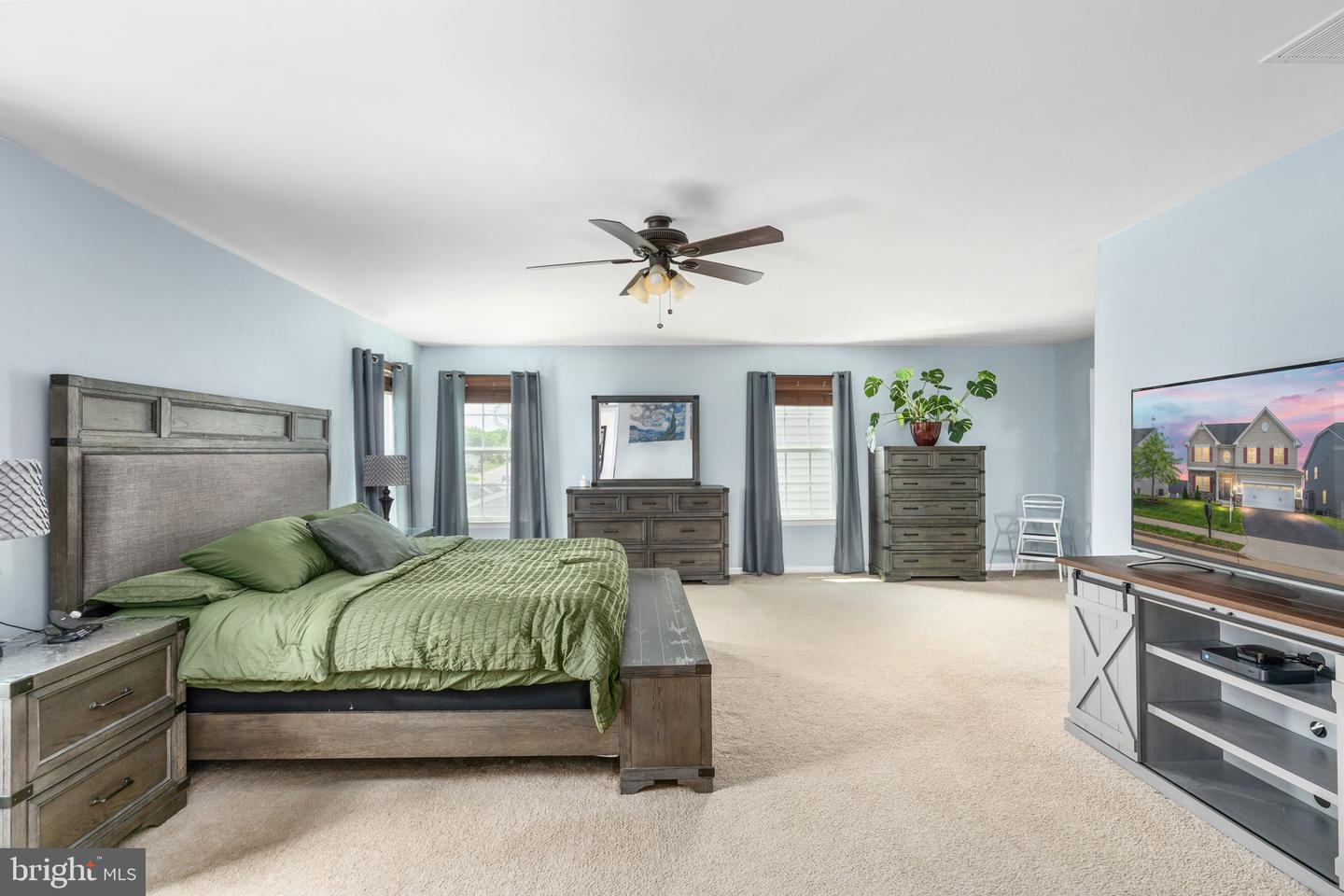 23 CLEAR SPRING LN, FREDERICKSBURG, Virginia 22405, 5 Bedrooms Bedrooms, ,3 BathroomsBathrooms,Residential,For sale,23 CLEAR SPRING LN,VAST2038224 MLS # VAST2038224