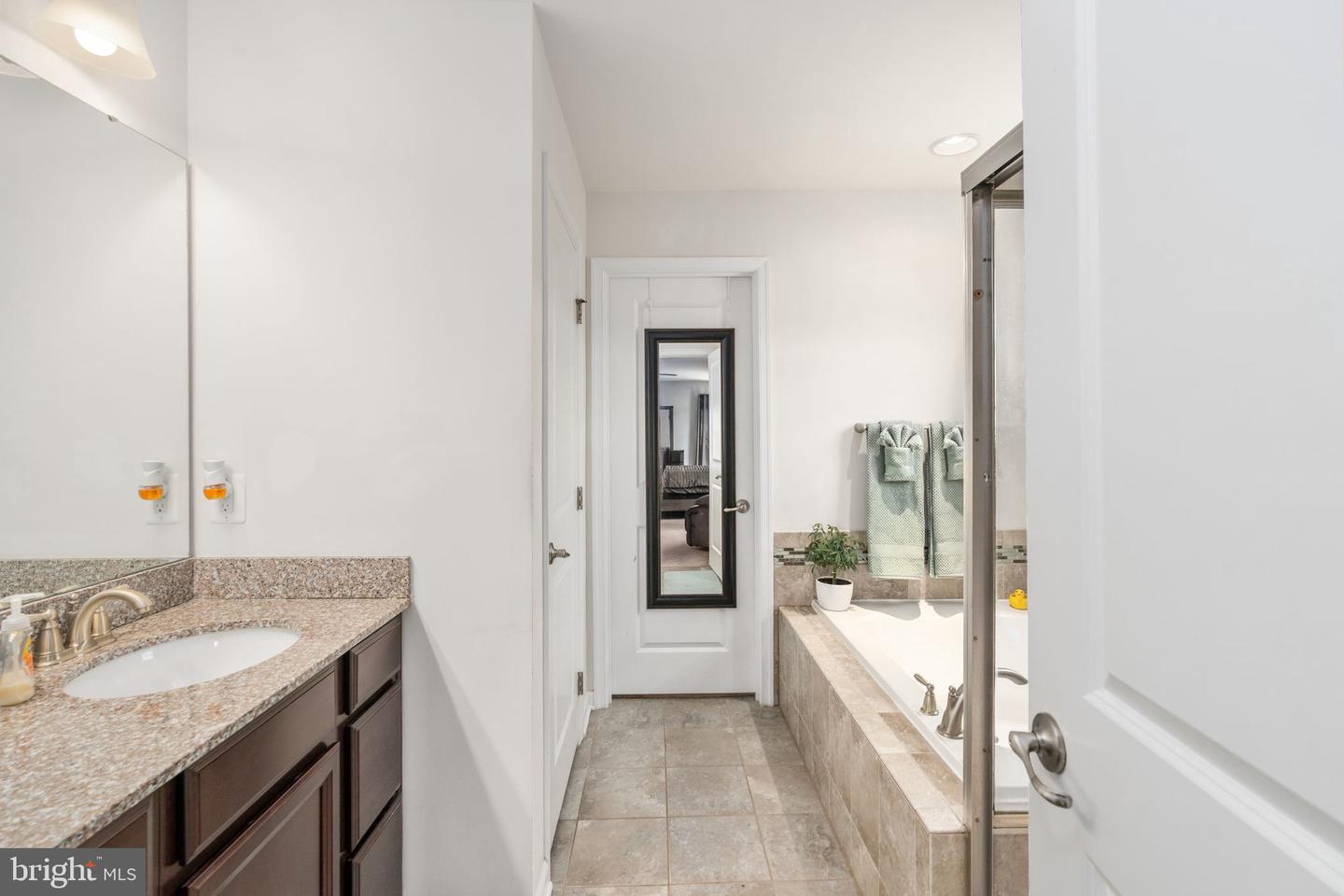 23 CLEAR SPRING LN, FREDERICKSBURG, Virginia 22405, 5 Bedrooms Bedrooms, ,3 BathroomsBathrooms,Residential,For sale,23 CLEAR SPRING LN,VAST2038224 MLS # VAST2038224