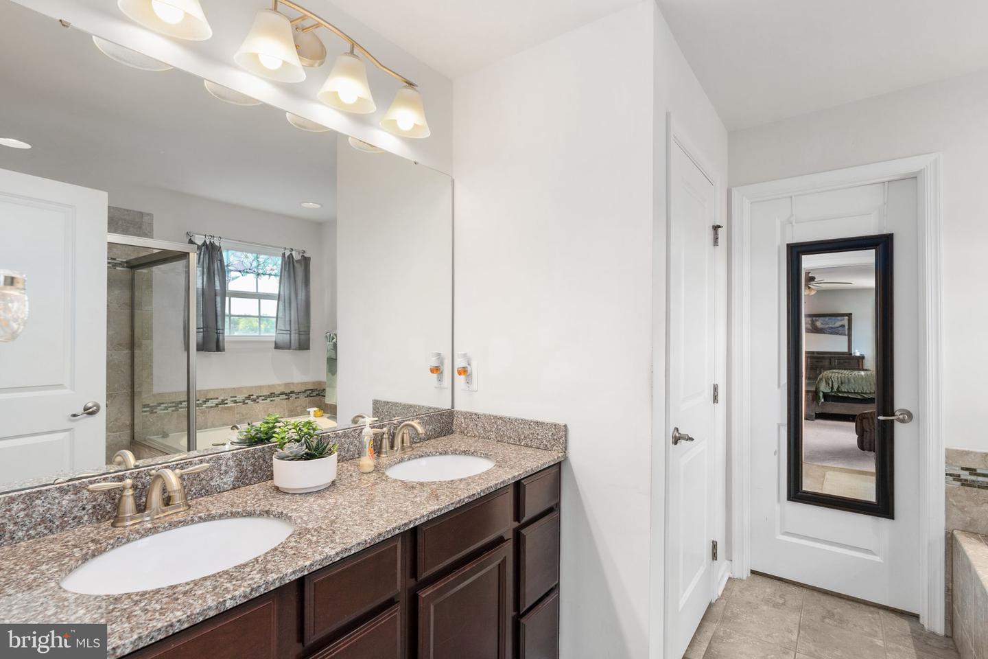 23 CLEAR SPRING LN, FREDERICKSBURG, Virginia 22405, 5 Bedrooms Bedrooms, ,3 BathroomsBathrooms,Residential,For sale,23 CLEAR SPRING LN,VAST2038224 MLS # VAST2038224