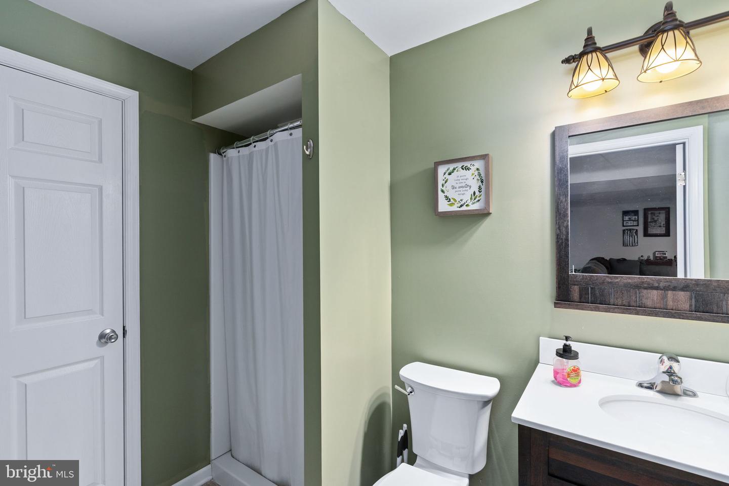 2206 SEDGWICK DR, REMINGTON, Virginia 22734, 3 Bedrooms Bedrooms, ,3 BathroomsBathrooms,Residential,For sale,2206 SEDGWICK DR,VAFQ2016396 MLS # VAFQ2016396
