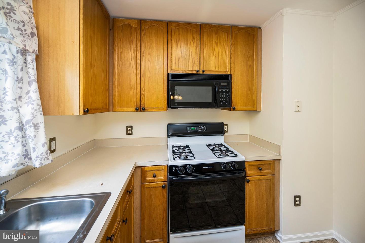 709 KINGS CREST DR, STAFFORD, Virginia 22554, 4 Bedrooms Bedrooms, ,2 BathroomsBathrooms,Residential,For sale,709 KINGS CREST DR,VAST2038232 MLS # VAST2038232