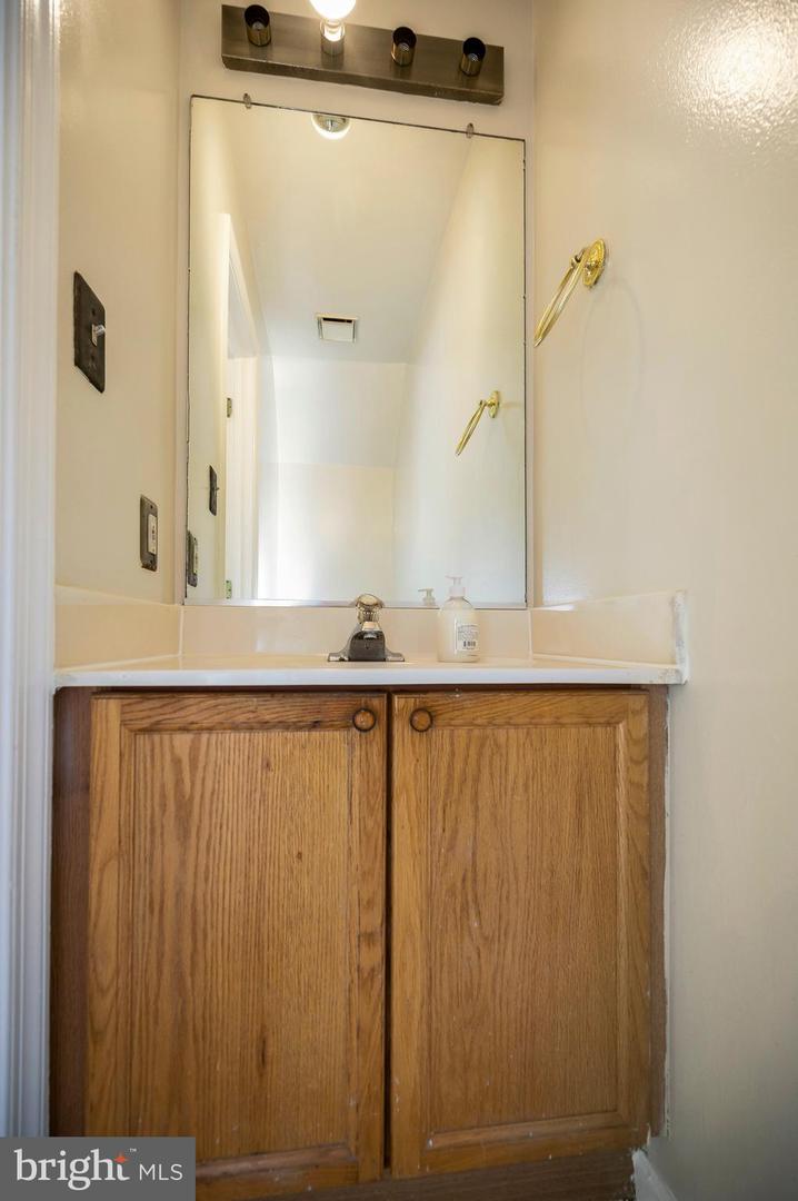 709 KINGS CREST DR, STAFFORD, Virginia 22554, 4 Bedrooms Bedrooms, ,2 BathroomsBathrooms,Residential,For sale,709 KINGS CREST DR,VAST2038232 MLS # VAST2038232