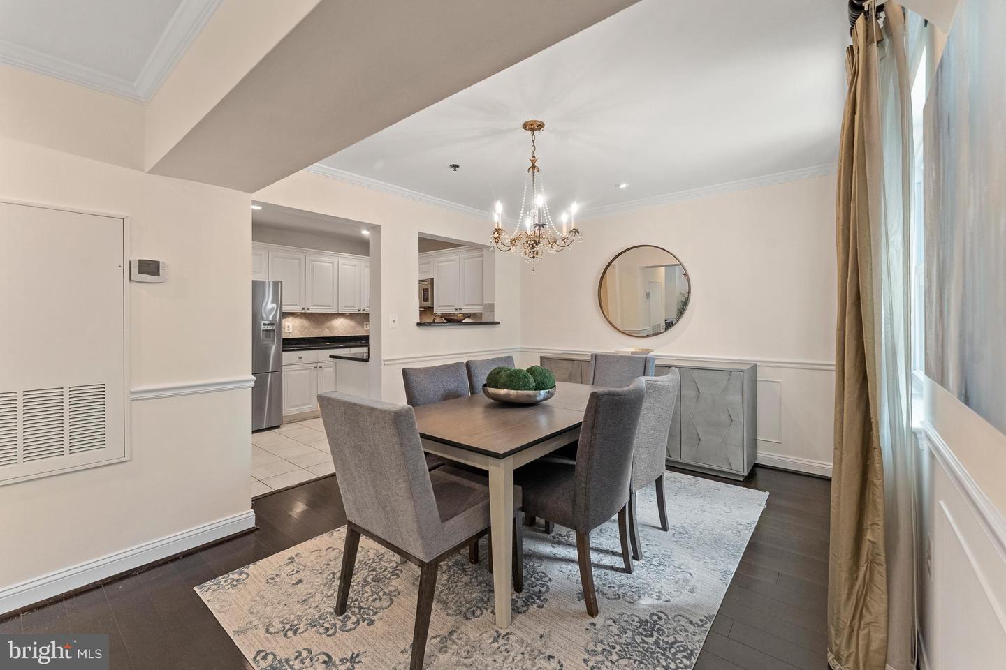 1641 INTERNATIONAL DR #TH-20, MCLEAN, Virginia 22102, 2 Bedrooms Bedrooms, ,2 BathroomsBathrooms,Residential,For sale,1641 INTERNATIONAL DR #TH-20,VAFX2236900 MLS # VAFX2236900