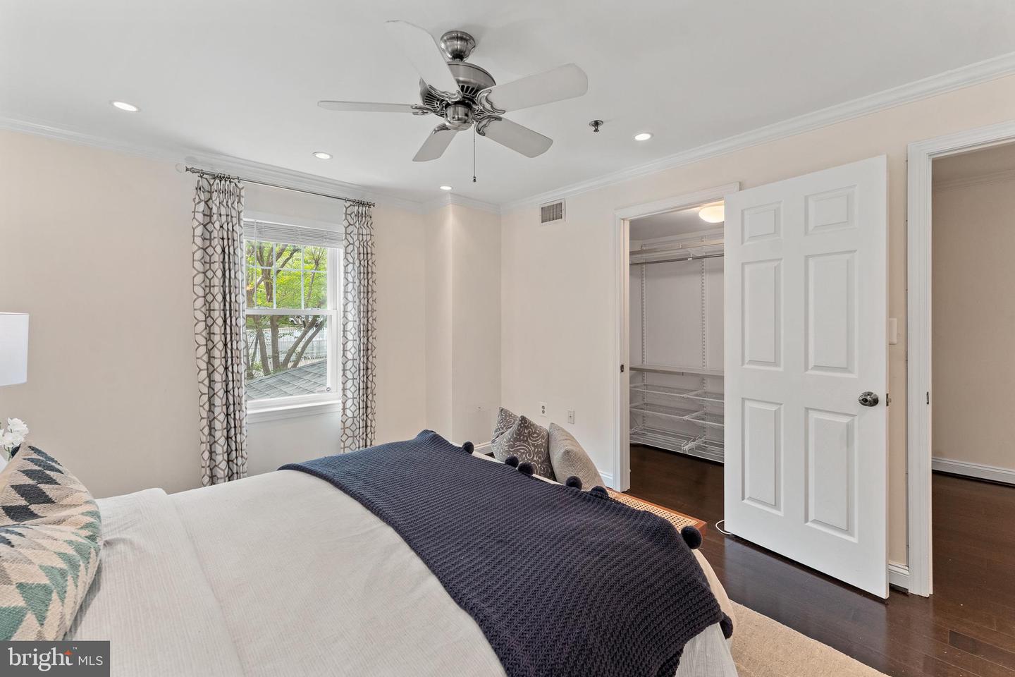 1641 INTERNATIONAL DR #TH-20, MCLEAN, Virginia 22102, 2 Bedrooms Bedrooms, ,2 BathroomsBathrooms,Residential,For sale,1641 INTERNATIONAL DR #TH-20,VAFX2236900 MLS # VAFX2236900