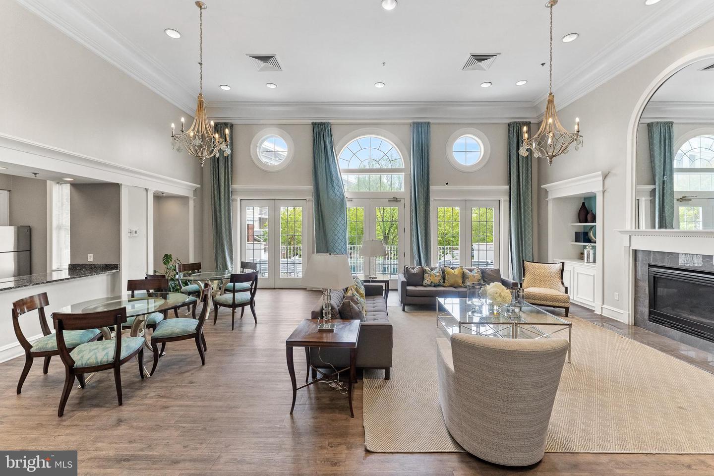 1641 INTERNATIONAL DR #TH-20, MCLEAN, Virginia 22102, 2 Bedrooms Bedrooms, ,2 BathroomsBathrooms,Residential,For sale,1641 INTERNATIONAL DR #TH-20,VAFX2236900 MLS # VAFX2236900