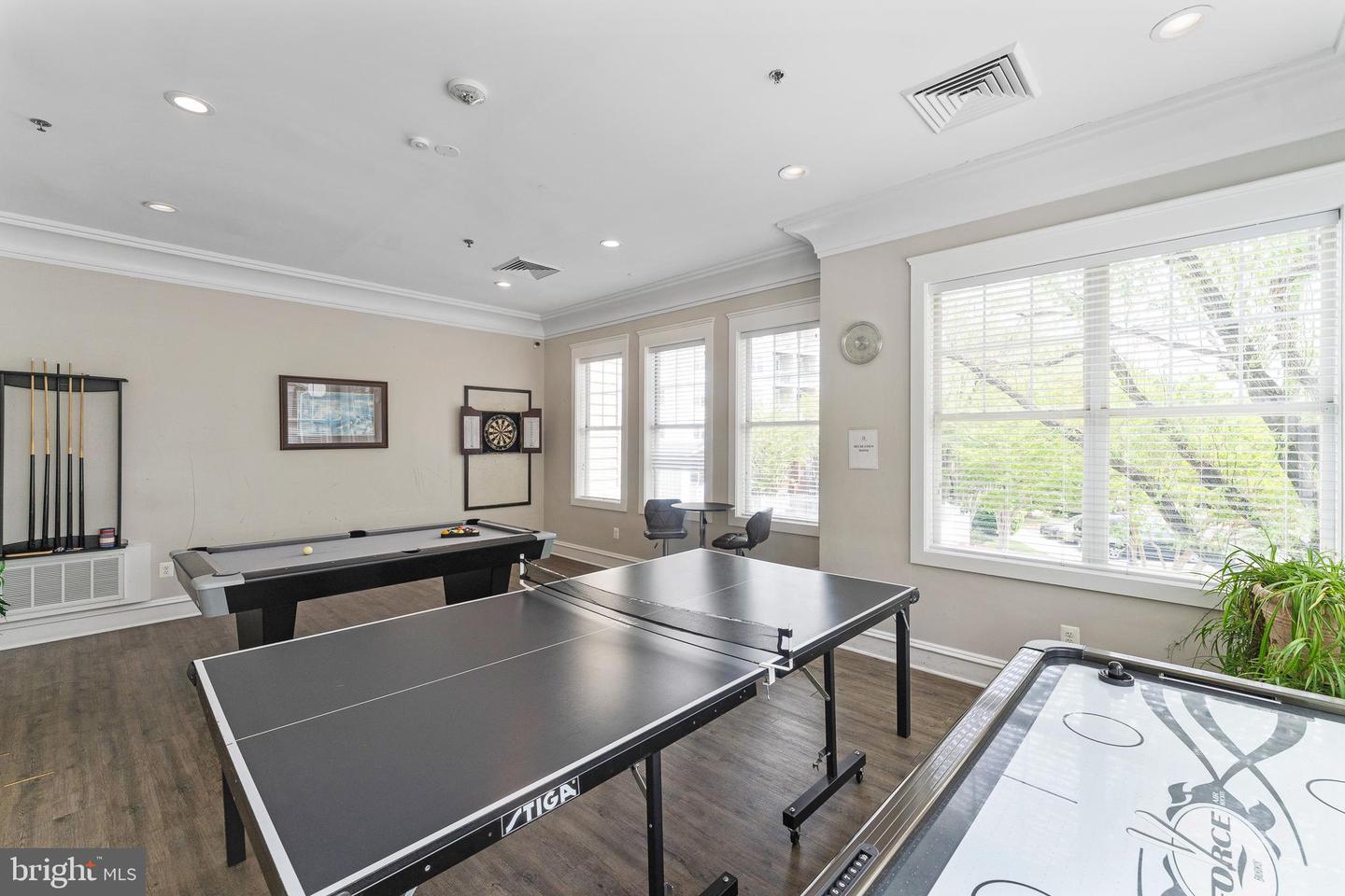 1641 INTERNATIONAL DR #TH-20, MCLEAN, Virginia 22102, 2 Bedrooms Bedrooms, ,2 BathroomsBathrooms,Residential,For sale,1641 INTERNATIONAL DR #TH-20,VAFX2236900 MLS # VAFX2236900
