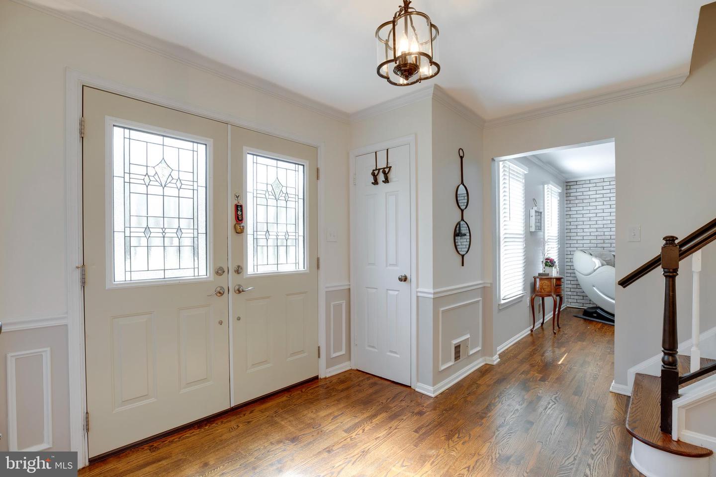 920 HOLLY CREEK DR, GREAT FALLS, Virginia 22066, 4 Bedrooms Bedrooms, ,3 BathroomsBathrooms,Residential,For sale,920 HOLLY CREEK DR,VAFX2236924 MLS # VAFX2236924