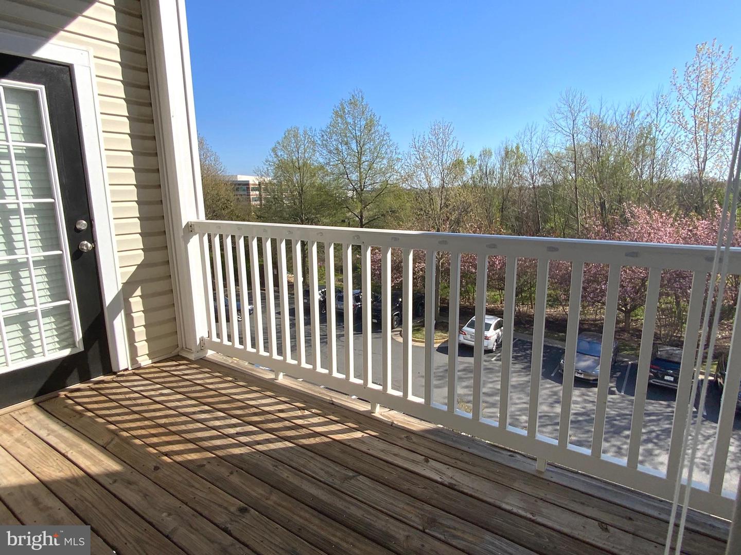 512 SUNSET VIEW TER SE #302, LEESBURG, Virginia 20175, 1 Bedroom Bedrooms, 6 Rooms Rooms,1 BathroomBathrooms,Residential,For sale,512 SUNSET VIEW TER SE #302,VALO2094960 MLS # VALO2094960