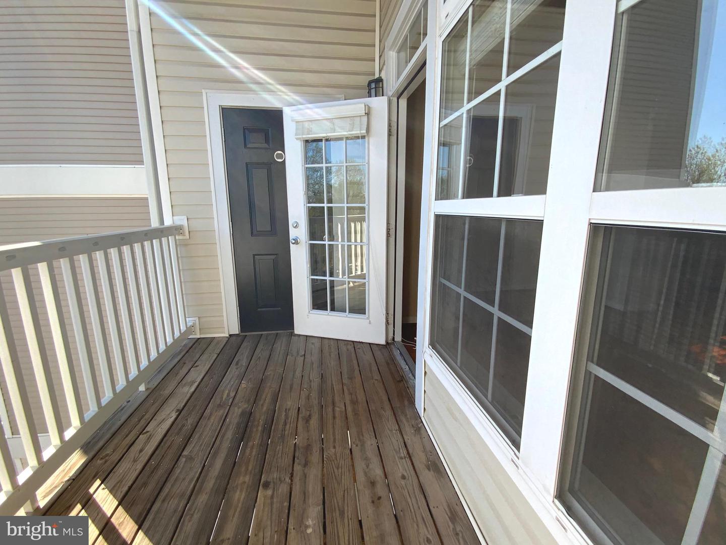 512 SUNSET VIEW TER SE #302, LEESBURG, Virginia 20175, 1 Bedroom Bedrooms, 6 Rooms Rooms,1 BathroomBathrooms,Residential,For sale,512 SUNSET VIEW TER SE #302,VALO2094960 MLS # VALO2094960
