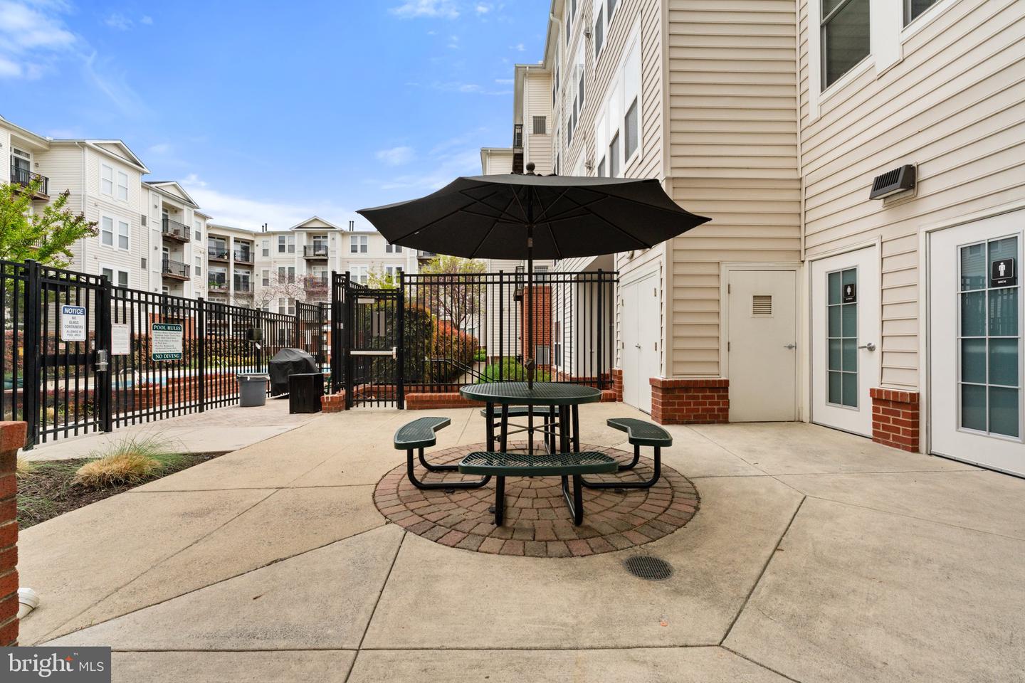 2665 PROSPERITY AVE #314, FAIRFAX, Virginia 22031, 2 Bedrooms Bedrooms, ,2 BathroomsBathrooms,Residential,For sale,2665 PROSPERITY AVE #314,VAFX2236950 MLS # VAFX2236950