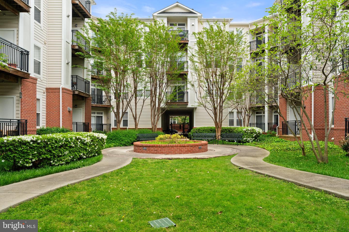 2665 PROSPERITY AVE #314, FAIRFAX, Virginia 22031, 2 Bedrooms Bedrooms, ,2 BathroomsBathrooms,Residential,For sale,2665 PROSPERITY AVE #314,VAFX2236950 MLS # VAFX2236950