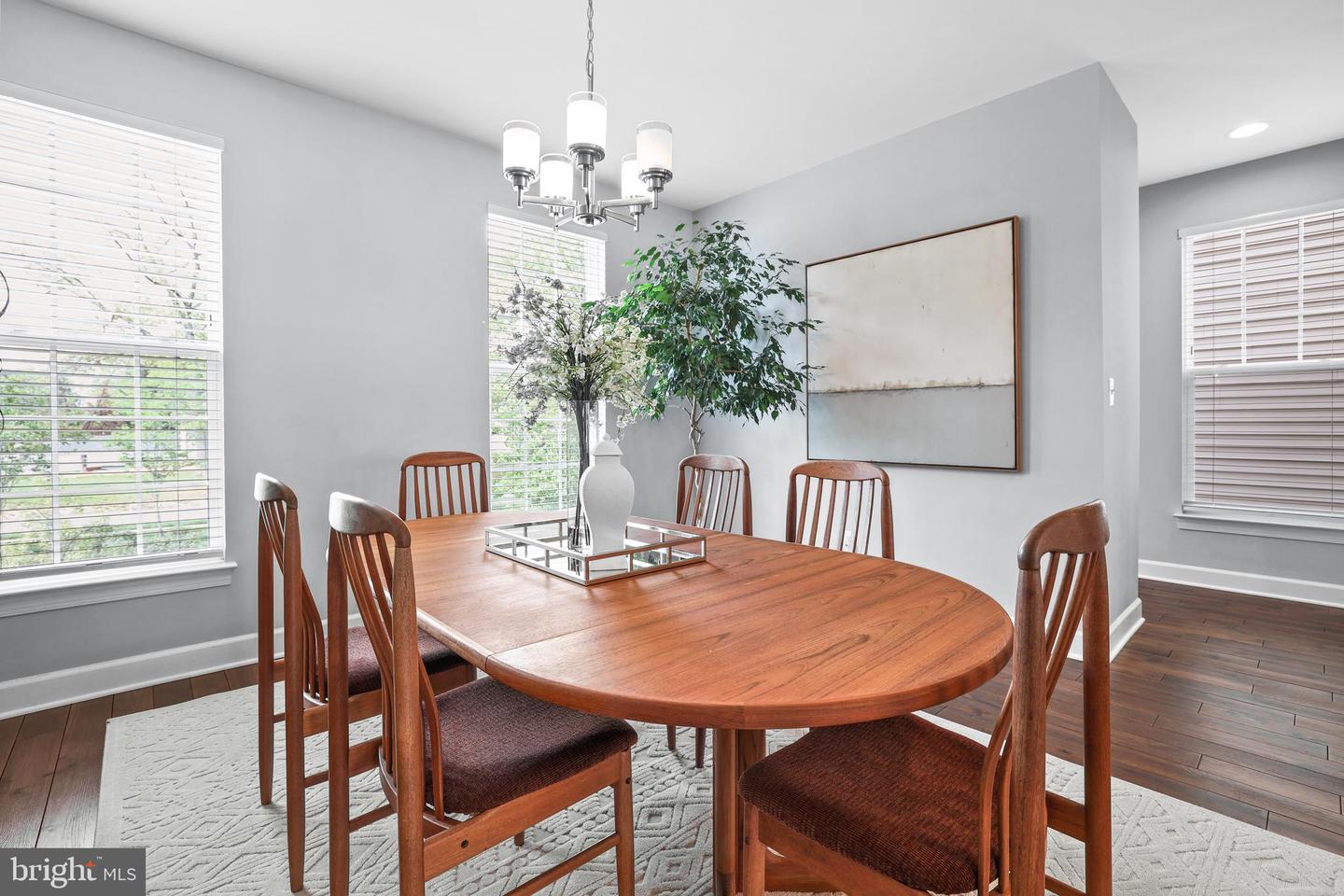 5944 CLAPTON CT #28, ALEXANDRIA, Virginia 22310, 3 Bedrooms Bedrooms, ,3 BathroomsBathrooms,Residential,For sale,5944 CLAPTON CT #28,VAFX2236958 MLS # VAFX2236958