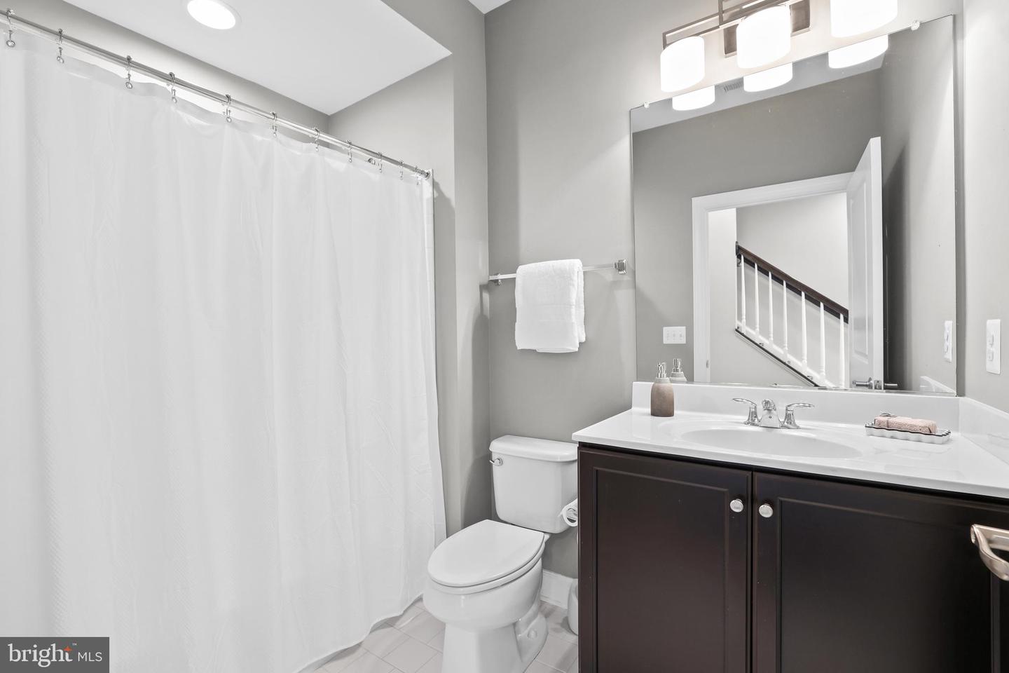 5944 CLAPTON CT #28, ALEXANDRIA, Virginia 22310, 3 Bedrooms Bedrooms, ,3 BathroomsBathrooms,Residential,For sale,5944 CLAPTON CT #28,VAFX2236958 MLS # VAFX2236958