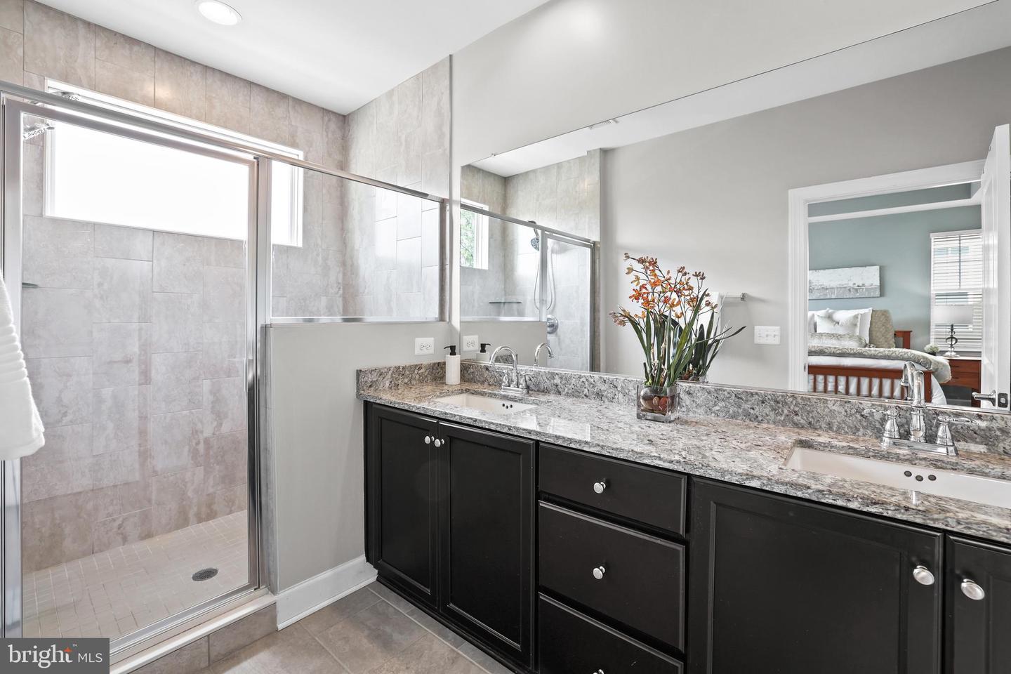 5944 CLAPTON CT #28, ALEXANDRIA, Virginia 22310, 3 Bedrooms Bedrooms, ,3 BathroomsBathrooms,Residential,For sale,5944 CLAPTON CT #28,VAFX2236958 MLS # VAFX2236958