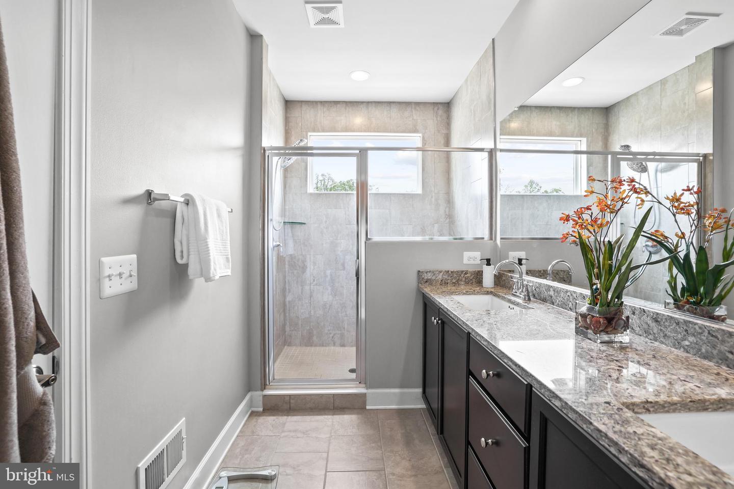 5944 CLAPTON CT #28, ALEXANDRIA, Virginia 22310, 3 Bedrooms Bedrooms, ,3 BathroomsBathrooms,Residential,For sale,5944 CLAPTON CT #28,VAFX2236958 MLS # VAFX2236958