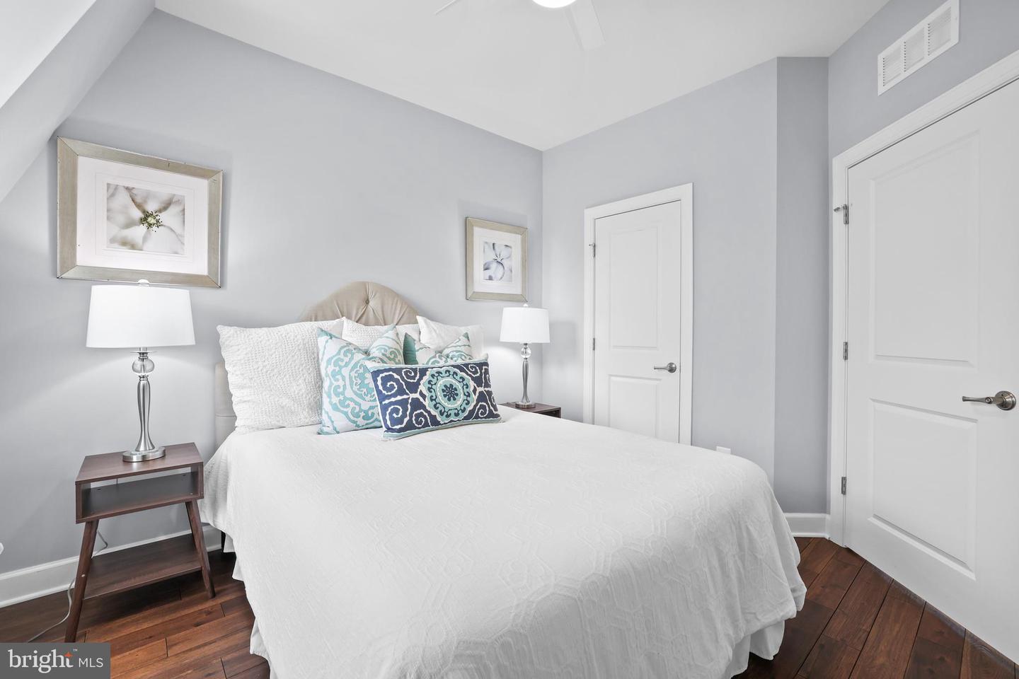 5944 CLAPTON CT #28, ALEXANDRIA, Virginia 22310, 3 Bedrooms Bedrooms, ,3 BathroomsBathrooms,Residential,For sale,5944 CLAPTON CT #28,VAFX2236958 MLS # VAFX2236958