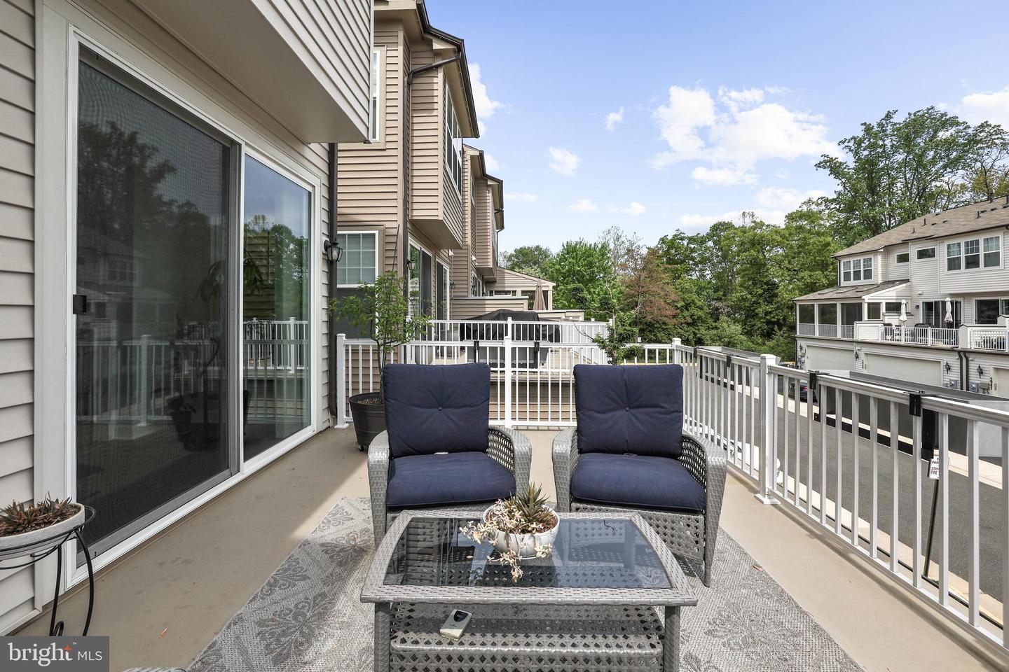 5944 CLAPTON CT #28, ALEXANDRIA, Virginia 22310, 3 Bedrooms Bedrooms, ,3 BathroomsBathrooms,Residential,For sale,5944 CLAPTON CT #28,VAFX2236958 MLS # VAFX2236958