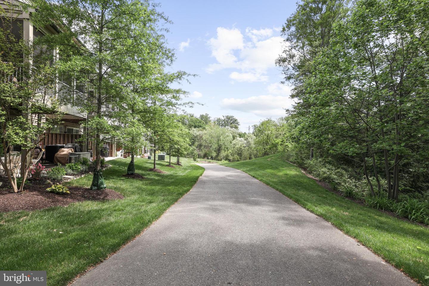 5944 CLAPTON CT #28, ALEXANDRIA, Virginia 22310, 3 Bedrooms Bedrooms, ,3 BathroomsBathrooms,Residential,For sale,5944 CLAPTON CT #28,VAFX2236958 MLS # VAFX2236958