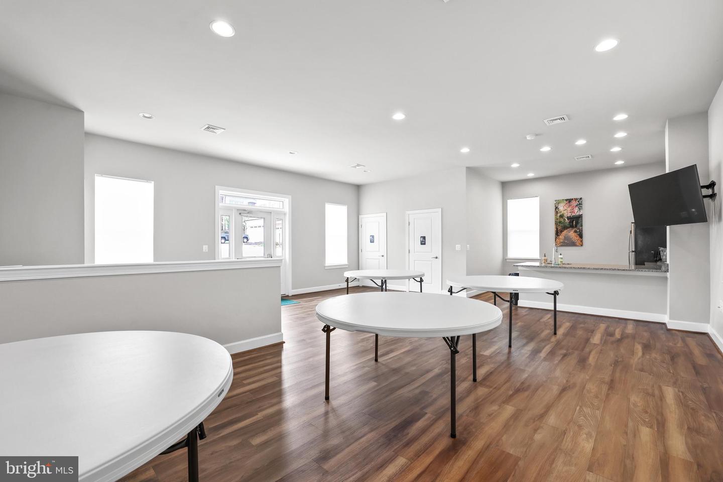 5944 CLAPTON CT #28, ALEXANDRIA, Virginia 22310, 3 Bedrooms Bedrooms, ,3 BathroomsBathrooms,Residential,For sale,5944 CLAPTON CT #28,VAFX2236958 MLS # VAFX2236958