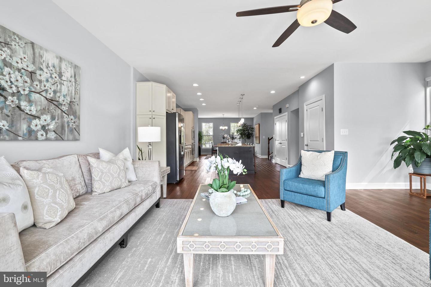 5944 CLAPTON CT #28, ALEXANDRIA, Virginia 22310, 3 Bedrooms Bedrooms, ,3 BathroomsBathrooms,Residential,For sale,5944 CLAPTON CT #28,VAFX2236958 MLS # VAFX2236958