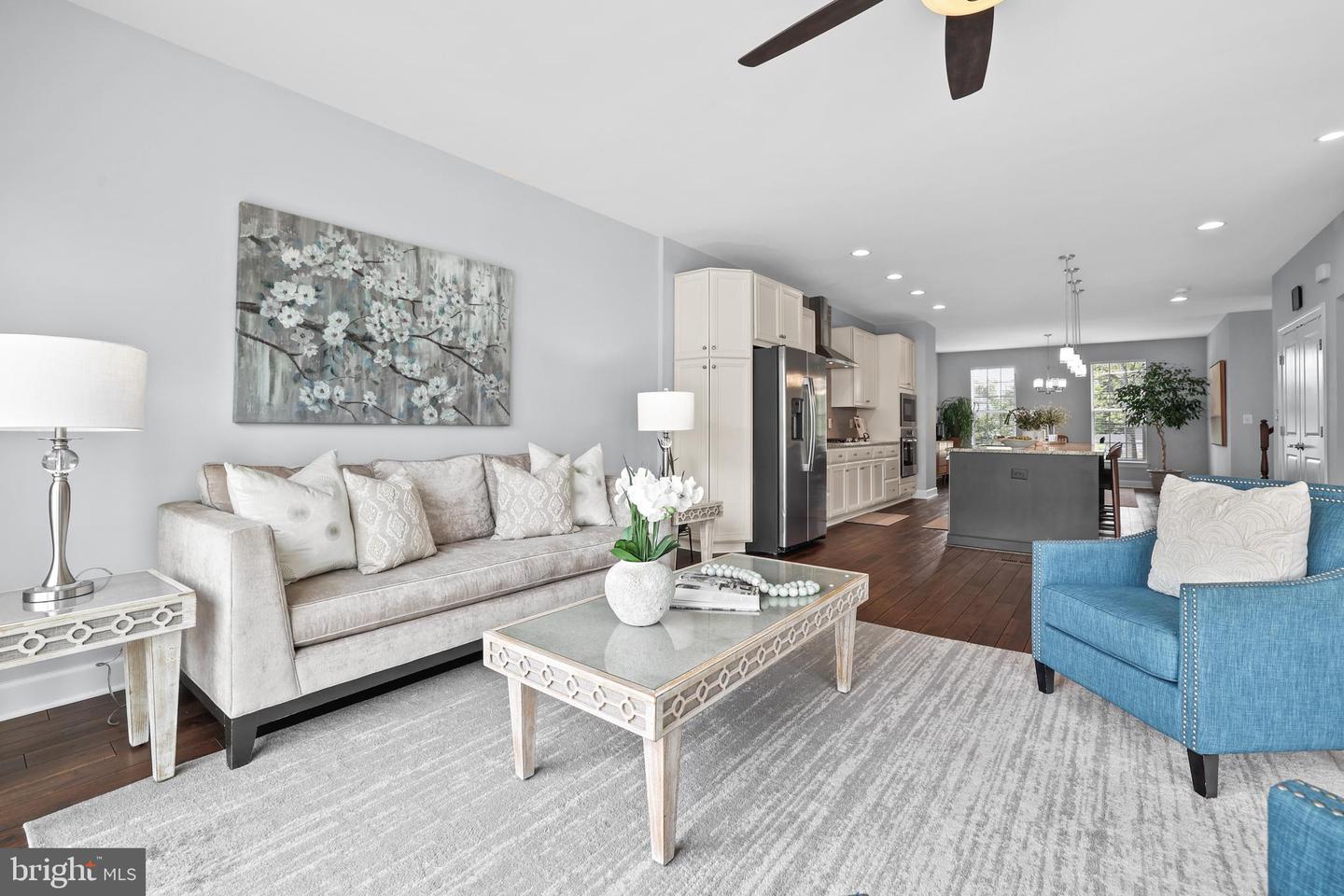 5944 CLAPTON CT #28, ALEXANDRIA, Virginia 22310, 3 Bedrooms Bedrooms, ,3 BathroomsBathrooms,Residential,For sale,5944 CLAPTON CT #28,VAFX2236958 MLS # VAFX2236958