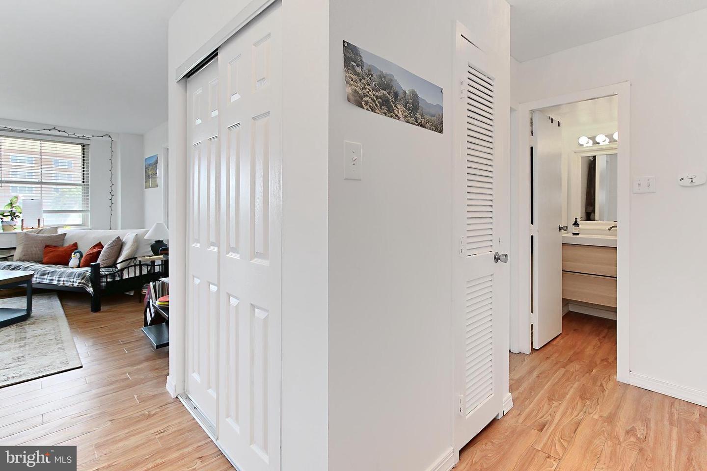 2030 N ADAMS ST #1201, ARLINGTON, Virginia 22201, 1 Bedroom Bedrooms, ,1 BathroomBathrooms,Residential,For sale,2030 N ADAMS ST #1201,VAAR2056684 MLS # VAAR2056684