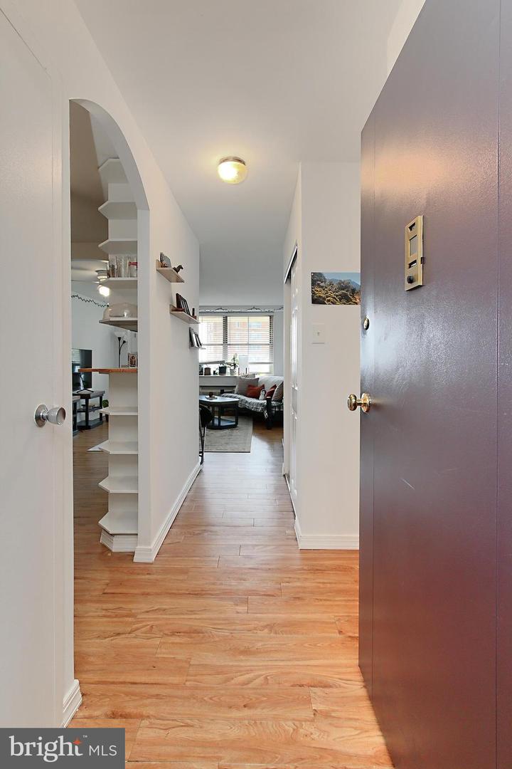 2030 N ADAMS ST #1201, ARLINGTON, Virginia 22201, 1 Bedroom Bedrooms, ,1 BathroomBathrooms,Residential,For sale,2030 N ADAMS ST #1201,VAAR2056684 MLS # VAAR2056684
