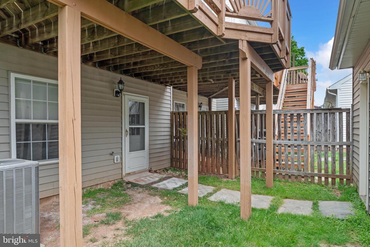 22956 REGENT TER, STERLING, Virginia 20166, 4 Bedrooms Bedrooms, ,3 BathroomsBathrooms,Residential,For sale,22956 REGENT TER,VALO2094972 MLS # VALO2094972
