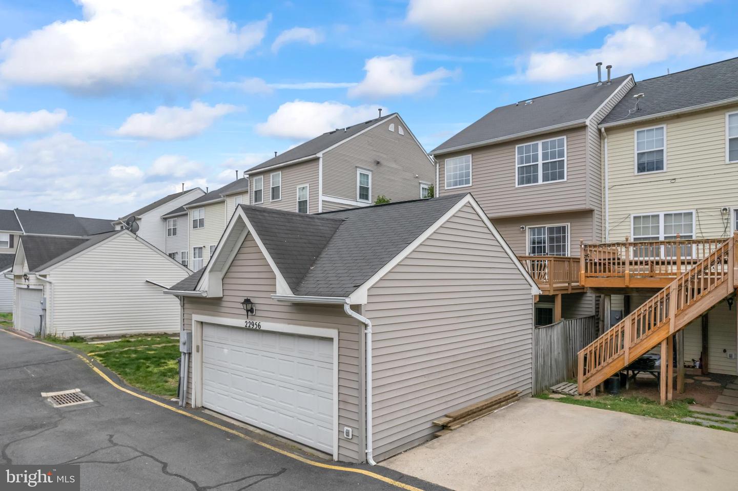 22956 REGENT TER, STERLING, Virginia 20166, 4 Bedrooms Bedrooms, ,3 BathroomsBathrooms,Residential,For sale,22956 REGENT TER,VALO2094972 MLS # VALO2094972