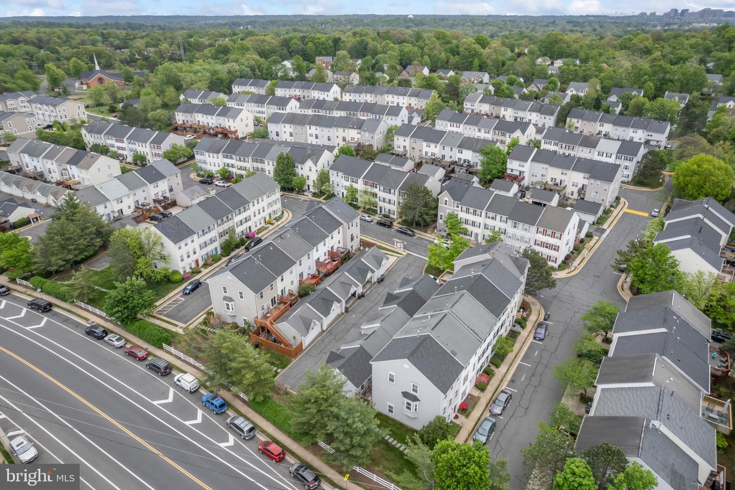 22956 REGENT TER, STERLING, Virginia 20166, 4 Bedrooms Bedrooms, ,3 BathroomsBathrooms,Residential,For sale,22956 REGENT TER,VALO2094972 MLS # VALO2094972