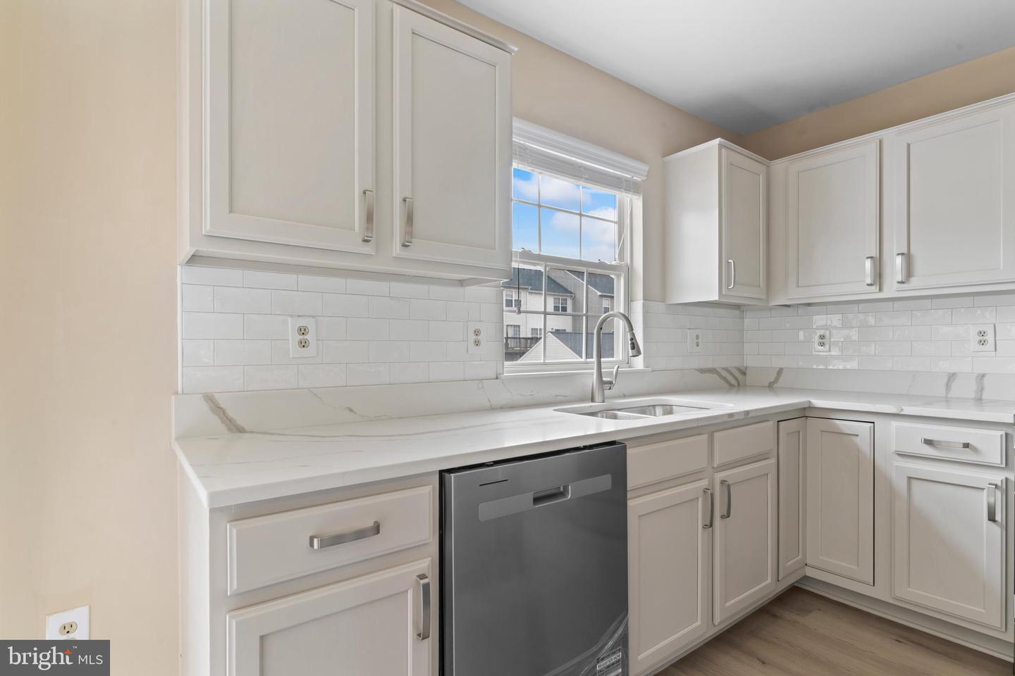22956 REGENT TER, STERLING, Virginia 20166, 4 Bedrooms Bedrooms, ,3 BathroomsBathrooms,Residential,For sale,22956 REGENT TER,VALO2094972 MLS # VALO2094972