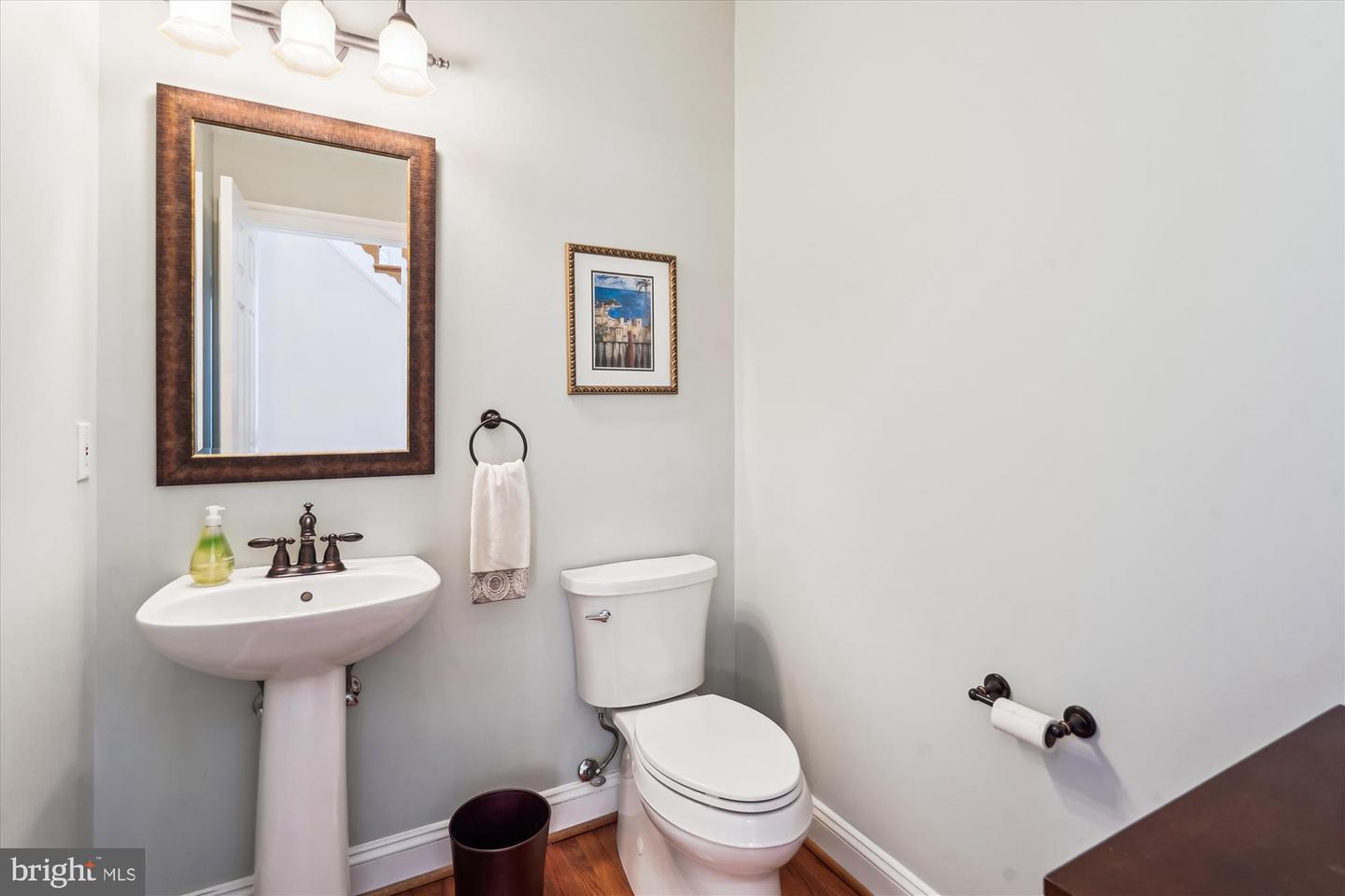 9012 AVIS CT, VIENNA, Virginia 22182, 4 Bedrooms Bedrooms, ,3 BathroomsBathrooms,Residential,For sale,9012 AVIS CT,VAFX2236964 MLS # VAFX2236964