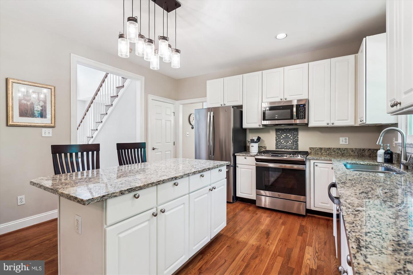 9012 AVIS CT, VIENNA, Virginia 22182, 4 Bedrooms Bedrooms, ,3 BathroomsBathrooms,Residential,For sale,9012 AVIS CT,VAFX2236964 MLS # VAFX2236964