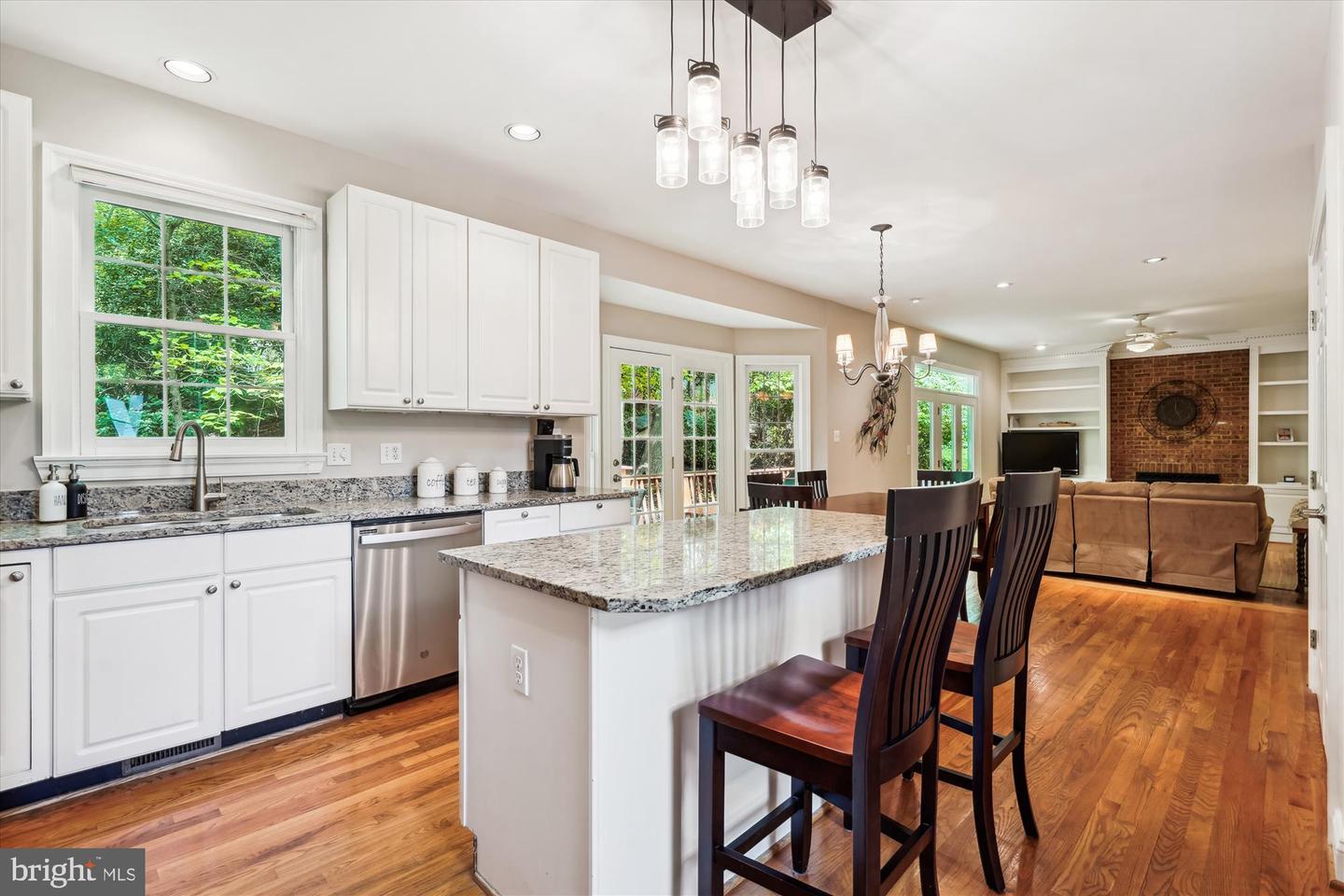 9012 AVIS CT, VIENNA, Virginia 22182, 4 Bedrooms Bedrooms, ,3 BathroomsBathrooms,Residential,For sale,9012 AVIS CT,VAFX2236964 MLS # VAFX2236964
