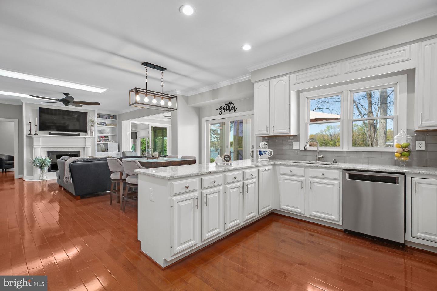 11304 STONEWALL JACKSON DR, SPOTSYLVANIA, Virginia 22551, 5 Bedrooms Bedrooms, 23 Rooms Rooms,4 BathroomsBathrooms,Residential,For sale,11304 STONEWALL JACKSON DR,VASP2032628 MLS # VASP2032628