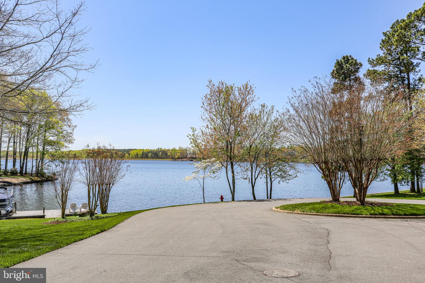 11304 STONEWALL JACKSON DR, SPOTSYLVANIA, Virginia 22551, 5 Bedrooms Bedrooms, 23 Rooms Rooms,4 BathroomsBathrooms,Residential,For sale,11304 STONEWALL JACKSON DR,VASP2032628 MLS # VASP2032628