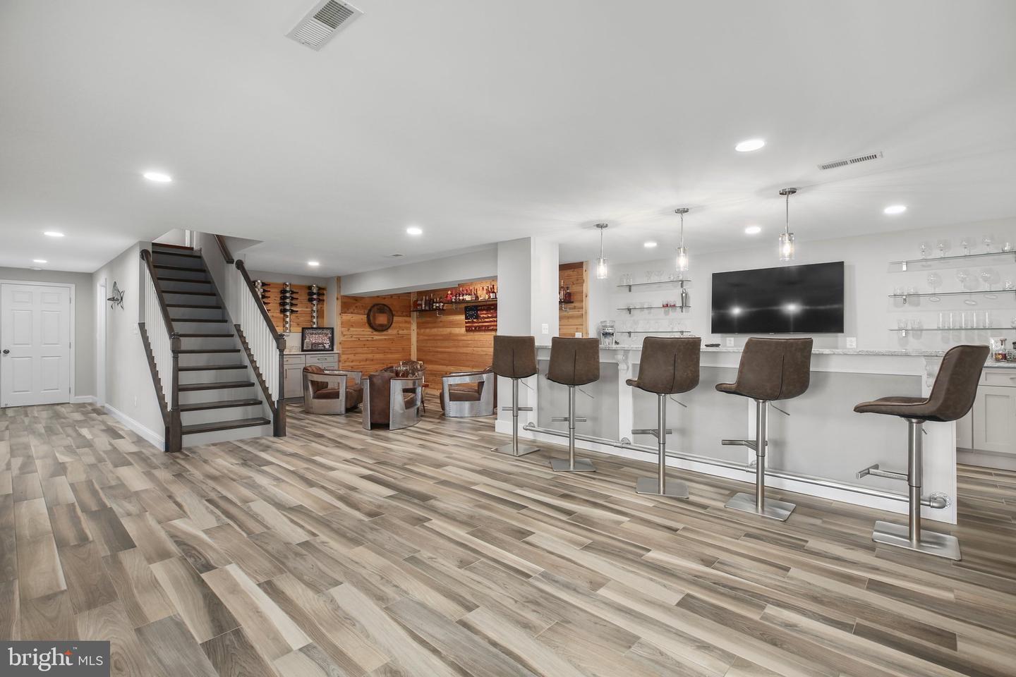 11304 STONEWALL JACKSON DR, SPOTSYLVANIA, Virginia 22551, 5 Bedrooms Bedrooms, 23 Rooms Rooms,4 BathroomsBathrooms,Residential,For sale,11304 STONEWALL JACKSON DR,VASP2032628 MLS # VASP2032628