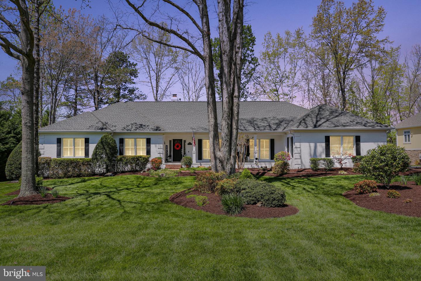 11304 STONEWALL JACKSON DR, SPOTSYLVANIA, Virginia 22551, 5 Bedrooms Bedrooms, 23 Rooms Rooms,4 BathroomsBathrooms,Residential,For sale,11304 STONEWALL JACKSON DR,VASP2032628 MLS # VASP2032628