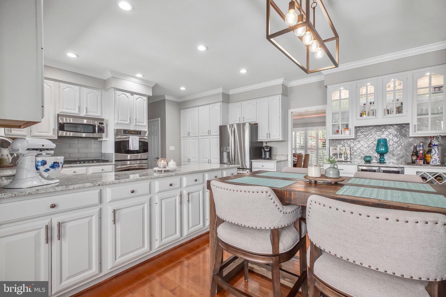 11304 STONEWALL JACKSON DR, SPOTSYLVANIA, Virginia 22551, 5 Bedrooms Bedrooms, 23 Rooms Rooms,4 BathroomsBathrooms,Residential,For sale,11304 STONEWALL JACKSON DR,VASP2032628 MLS # VASP2032628