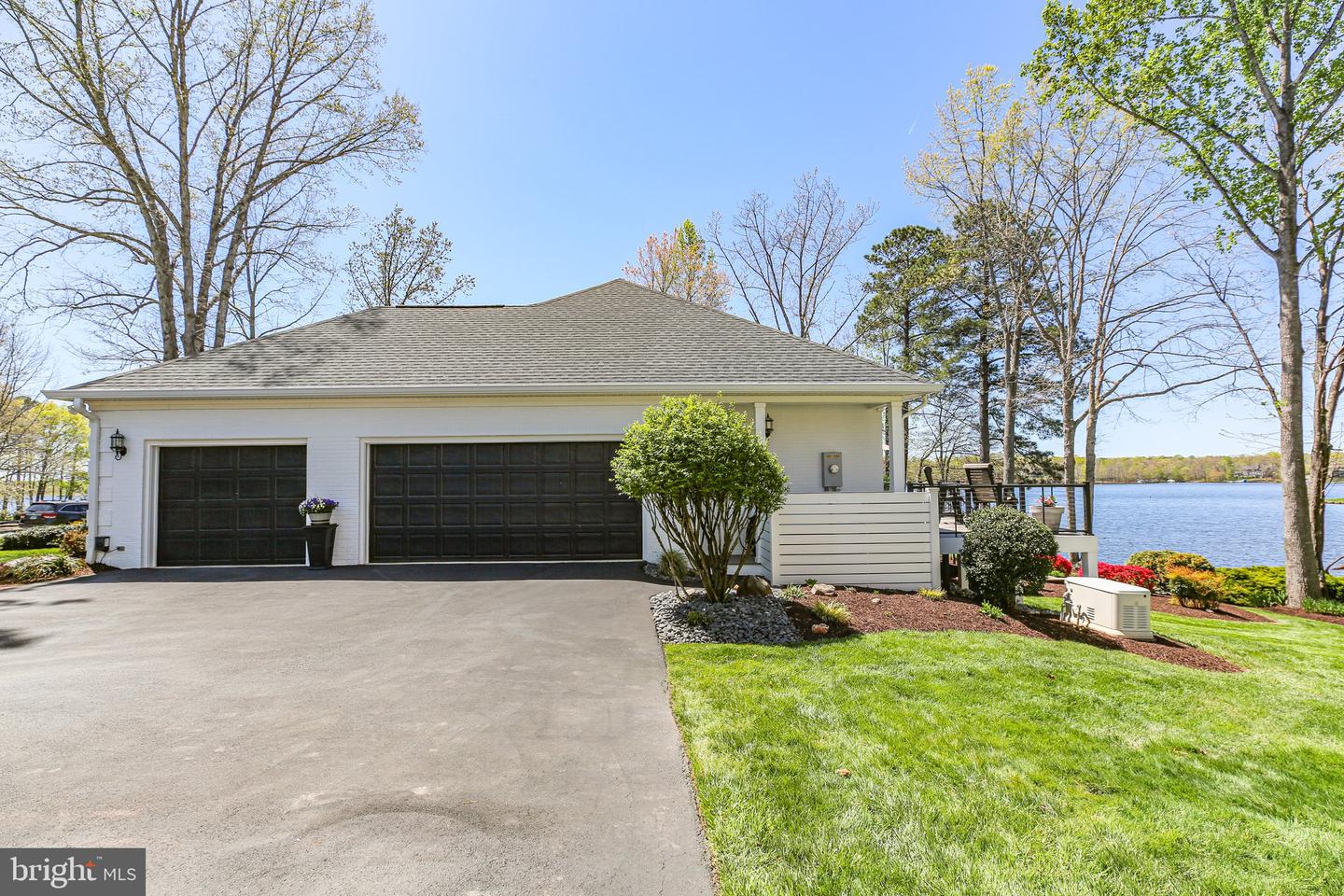 11304 STONEWALL JACKSON DR, SPOTSYLVANIA, Virginia 22551, 5 Bedrooms Bedrooms, 23 Rooms Rooms,4 BathroomsBathrooms,Residential,For sale,11304 STONEWALL JACKSON DR,VASP2032628 MLS # VASP2032628