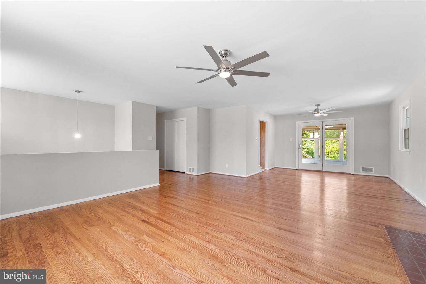 9208 PEABODY ST, MANASSAS, Virginia 20110, 6 Bedrooms Bedrooms, ,3 BathroomsBathrooms,Residential,For sale,9208 PEABODY ST,VAMN2008226 MLS # VAMN2008226